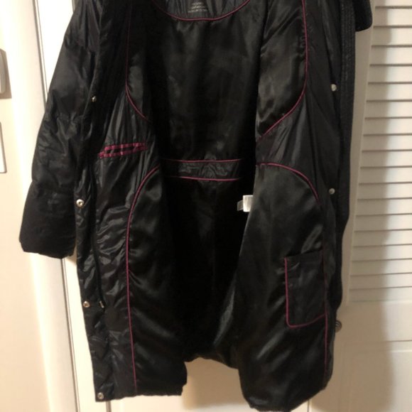 Calvin Klein Packable Puffer Jacket - Picture 7 of 10